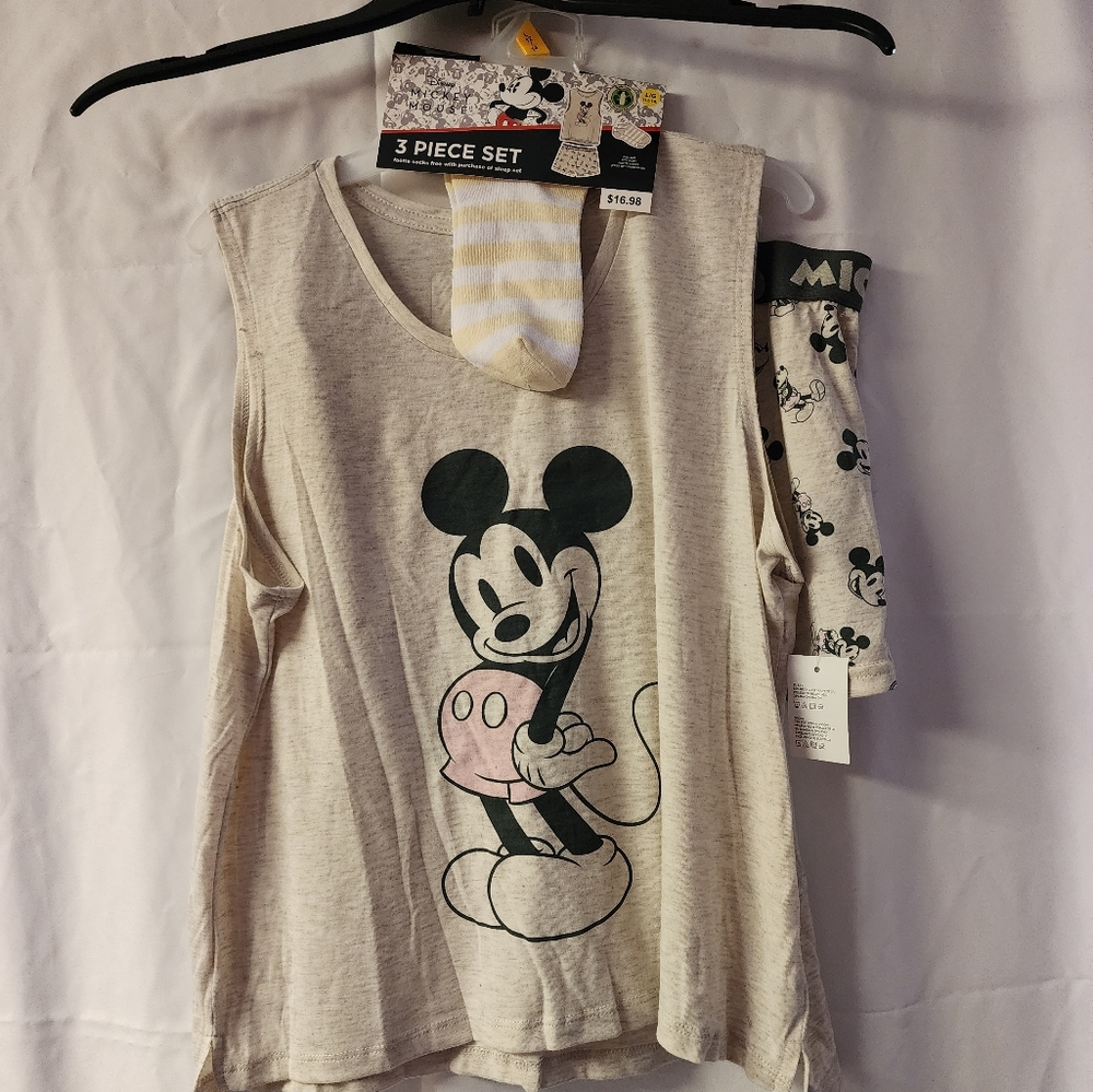 Mackey Mouse pj's - Picture 2 of 3